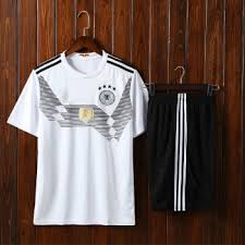 Niemiecka koszulka po eksplozji